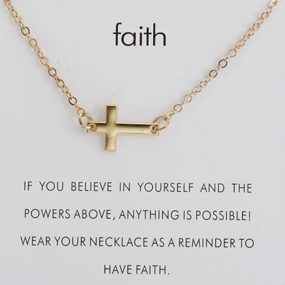 Dainty cross necklace NWOT - Picture 2 of 2